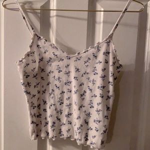 Hollister lettuce hem tank